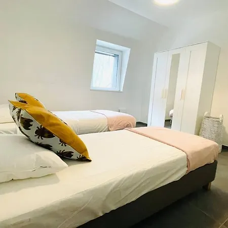 Appartement Penthouse 3 Bedrooms In Center W. Private Garden