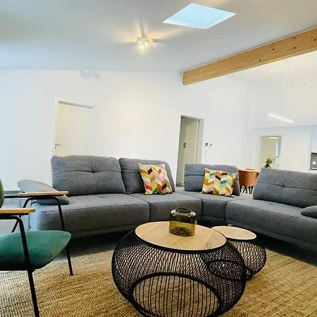 Penthouse 3 Bedrooms In Center W. Private Garden *